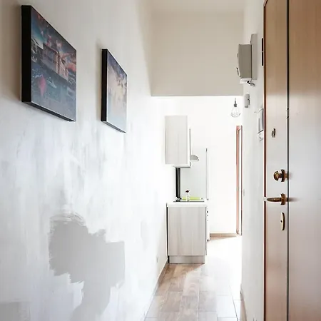 Cozy By Wonderful Italy Apartment