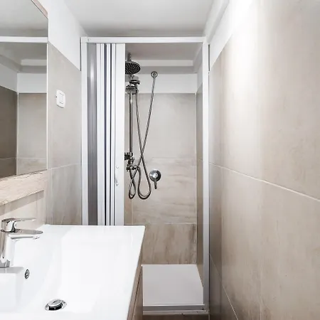 Cozy By Wonderful Italy アパート