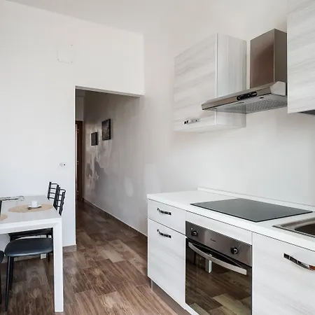 Cozy By Wonderful Italy Apartament *